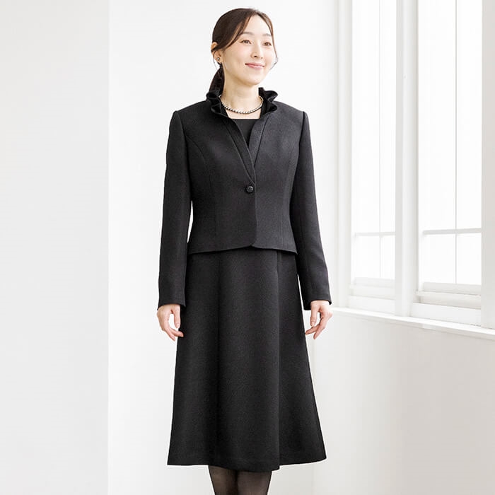 ビッグカラーのフォーマルコート 9号・ブラック｜東京ソワール