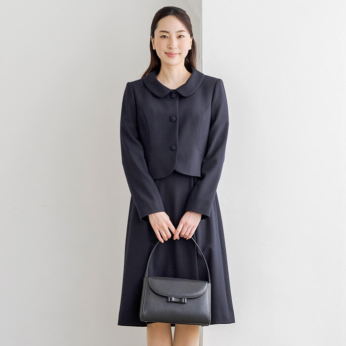 優しいショールカラーのお受験スーツ 7号・ネイビー｜東京ソワール