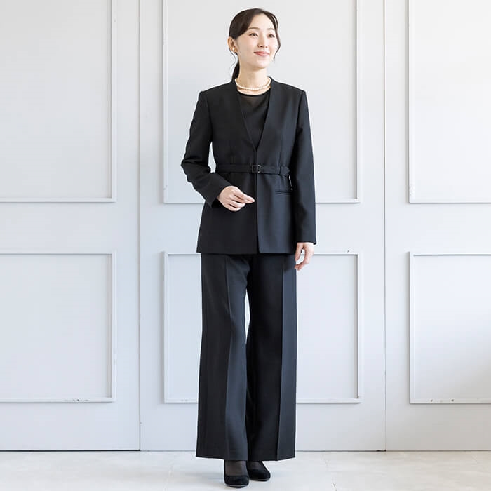洗える｜ベルト付のマニッシュなパンツスーツ 9号・ブラック｜東京