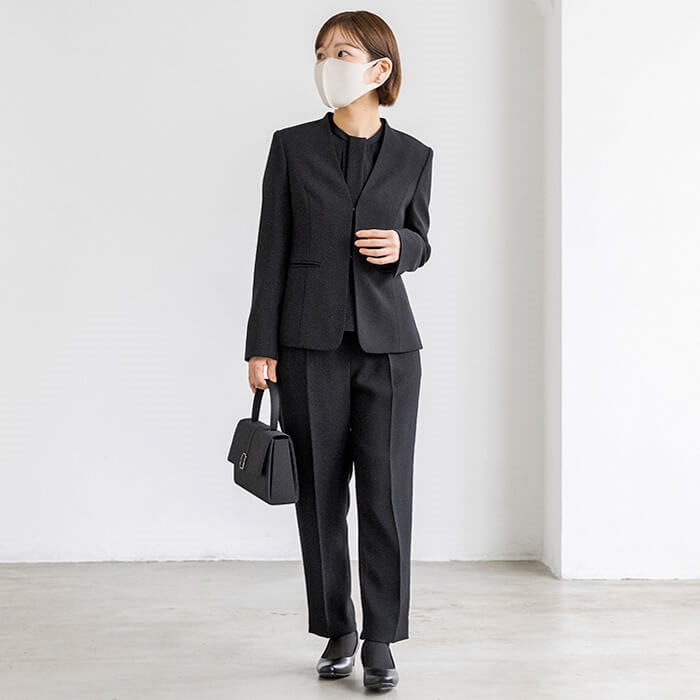 洗える｜ブラウス付きパンツスーツ 11号・ブラック｜東京ソワール
