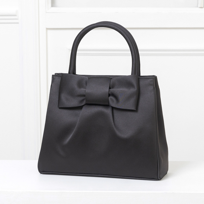 リボンアクセントのフォーマルバッグ ・ブラック｜東京ソワール