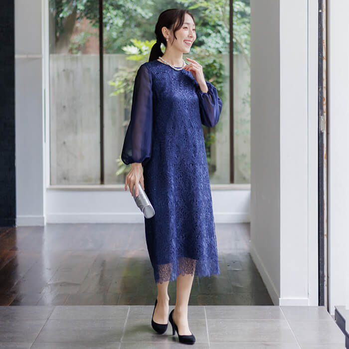 スパングル刺繍がエレガントなドレス 13号・ネイビー｜東京ソワール