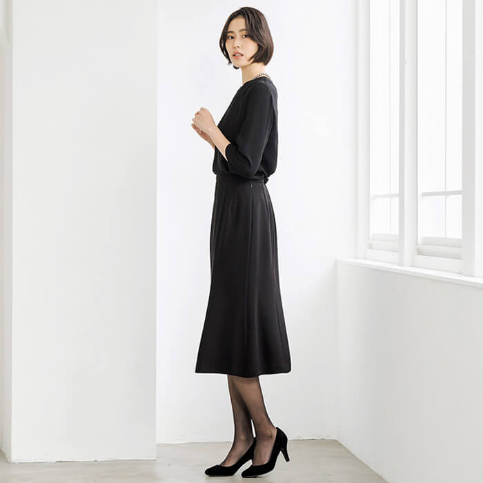 マーメイドラインのフォーマルスカート 9号・ブラック｜東京ソワール