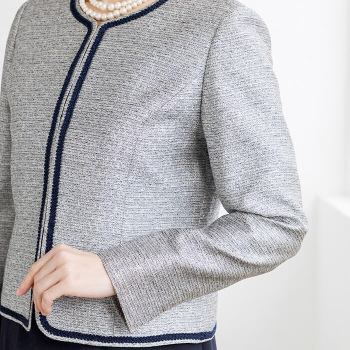 上質な米沢織ジャカードのアンサンブル 9号・ネイビー｜東京ソワール