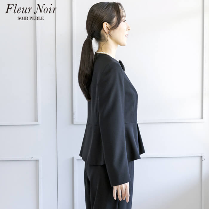 エレガントなパンツスーツ 11号・ブラック｜東京ソワールオンライン