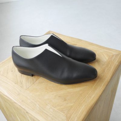 BEAUTIFUL SHOES(ビューティフルシューズ)のSLIT SHOES通販 | 集英社