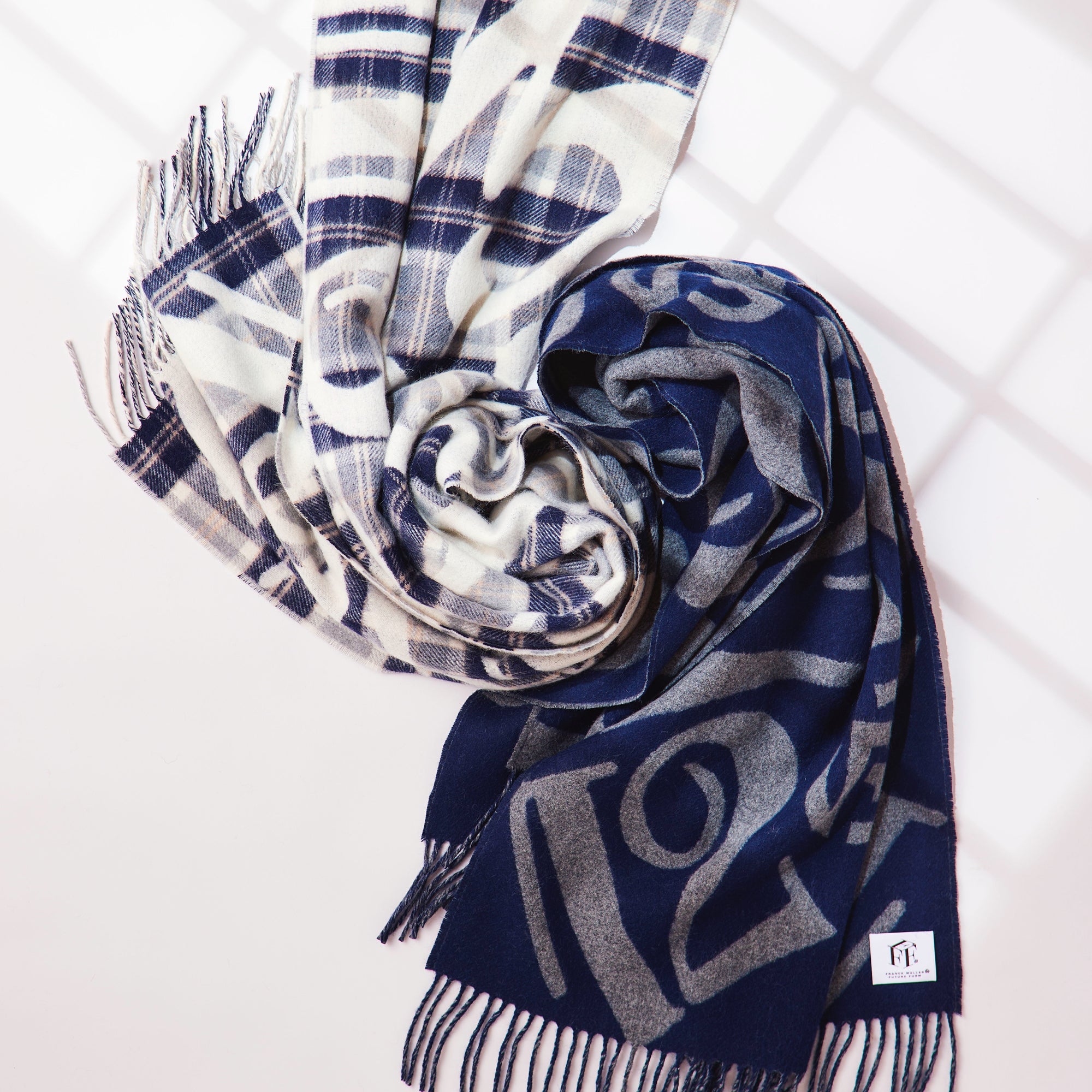 FRANCK MULLER e-Boutique ストール ネイビー FFF.STOLE.NAV フランク