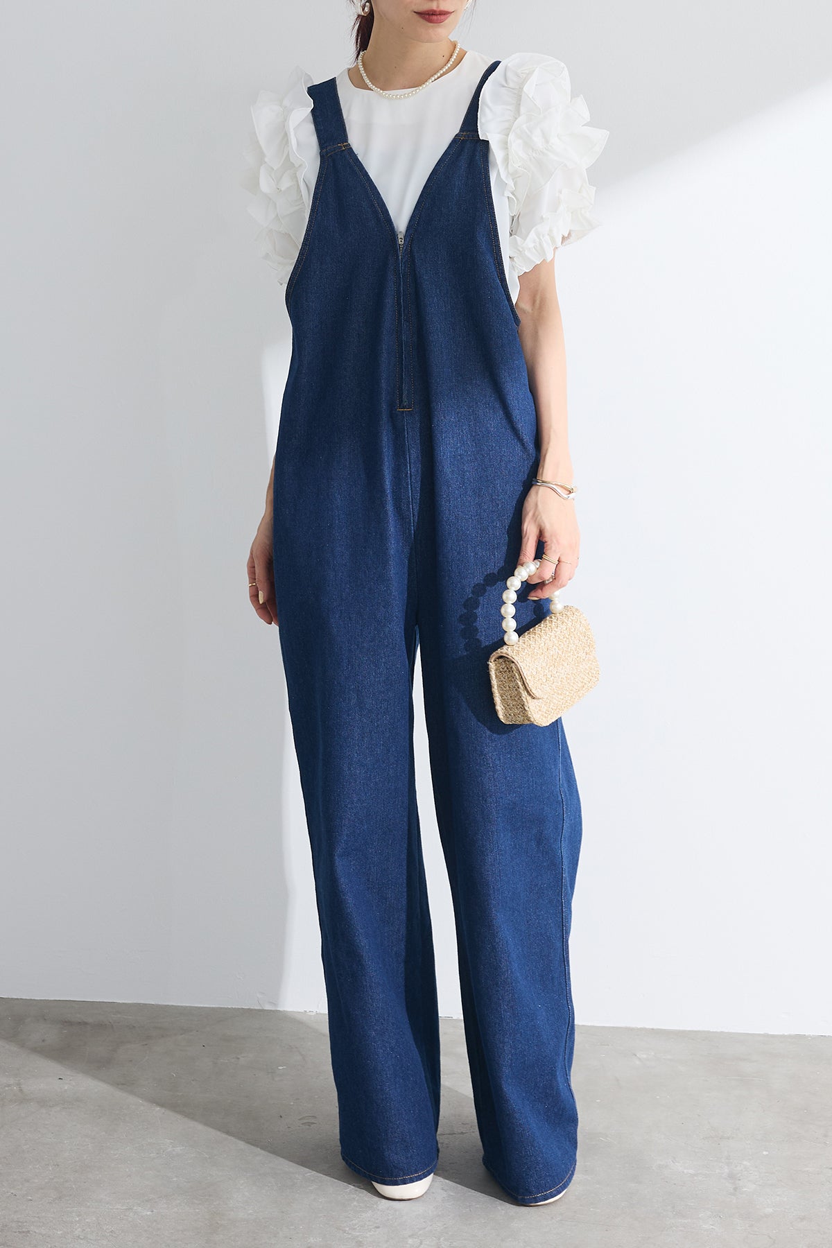 予約]デニムフロントジップVネックサロペット – Frene