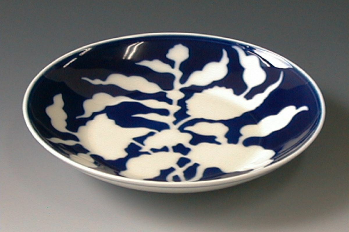 ブルーチャイナⅡ 菊中割小皿 1枚 | 有田焼 深川製磁｜公式オンライン